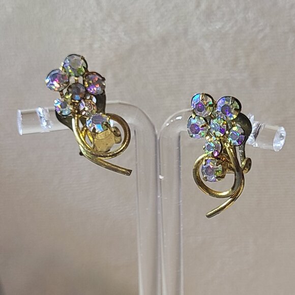 Vintage Austrian Brooch & Clip on Earring Set - Picture 4 of 14